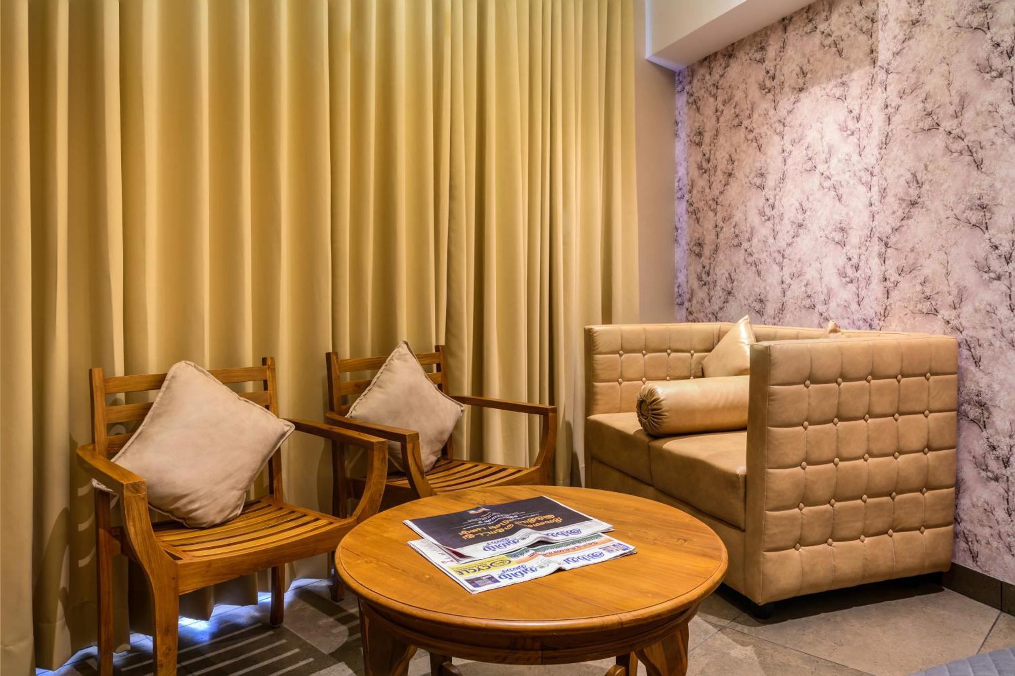 Sundex Hotel Thanjavur Exterior foto
